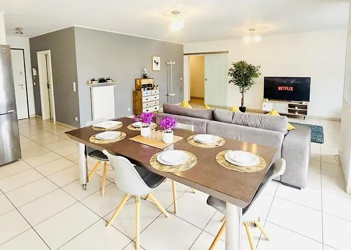 Lägenhet Chic 2br Easy Access To The Train Station-2b