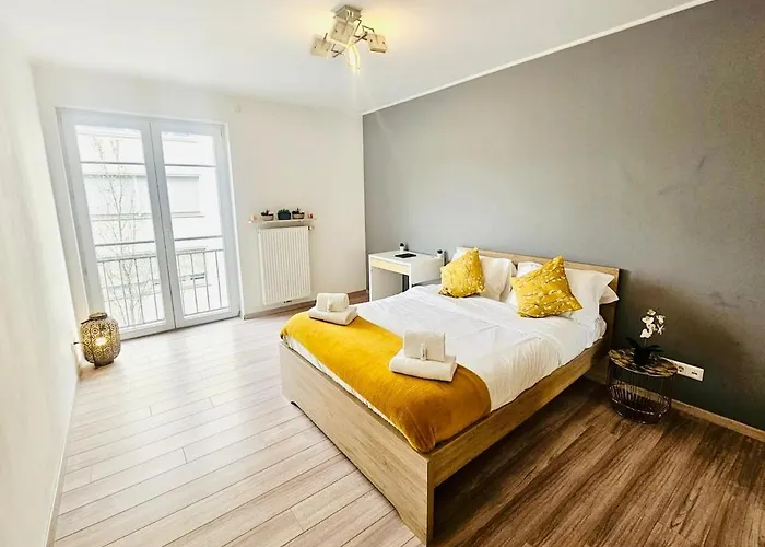 아파트 Chic 2br Easy Access To The Train Station-2b